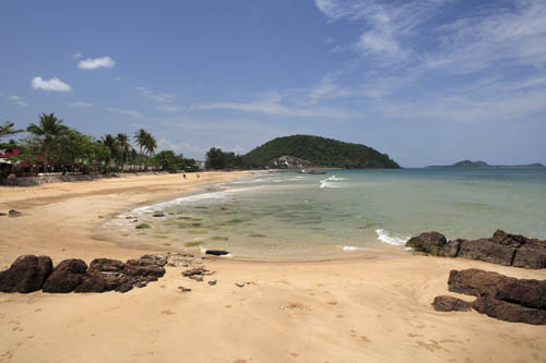 Sai Ri Sawi Beach