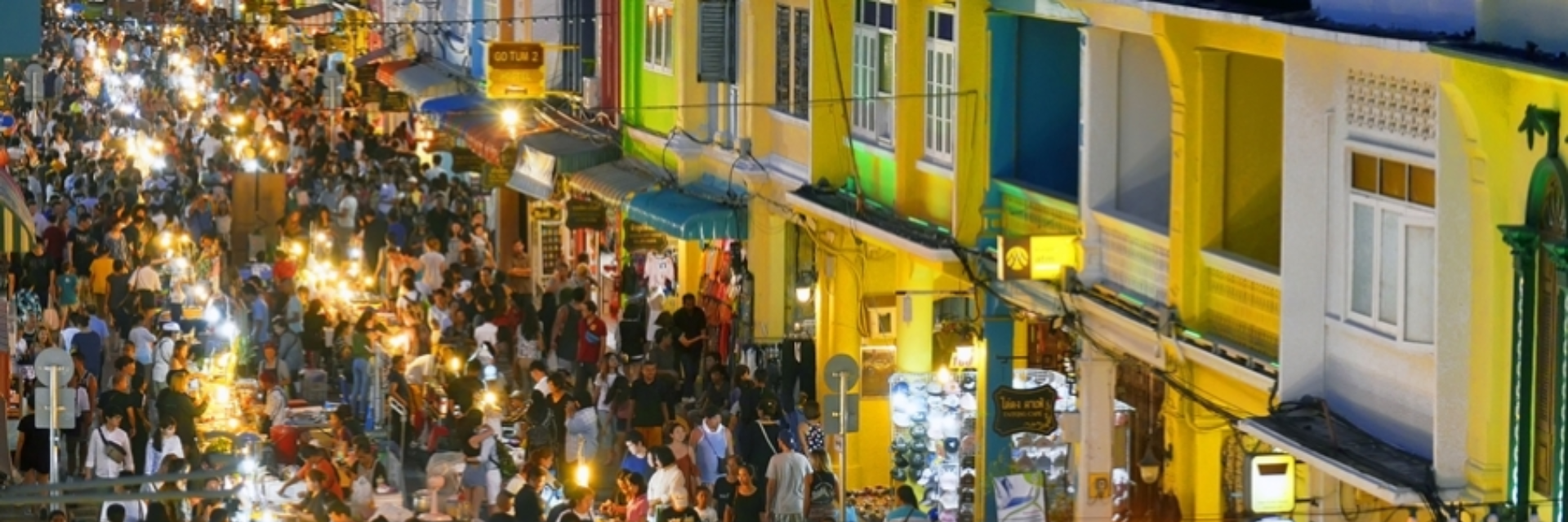 STROLL THE HISTORIC ROADS IN PHUKET OLD TOWN