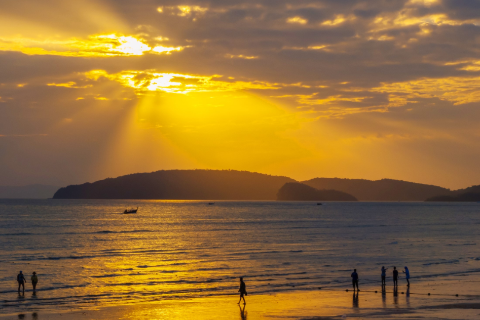 Travelling around Phuket and Krabi before sunset