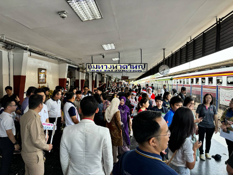 MY Sawasdee train from KL to Hatyai