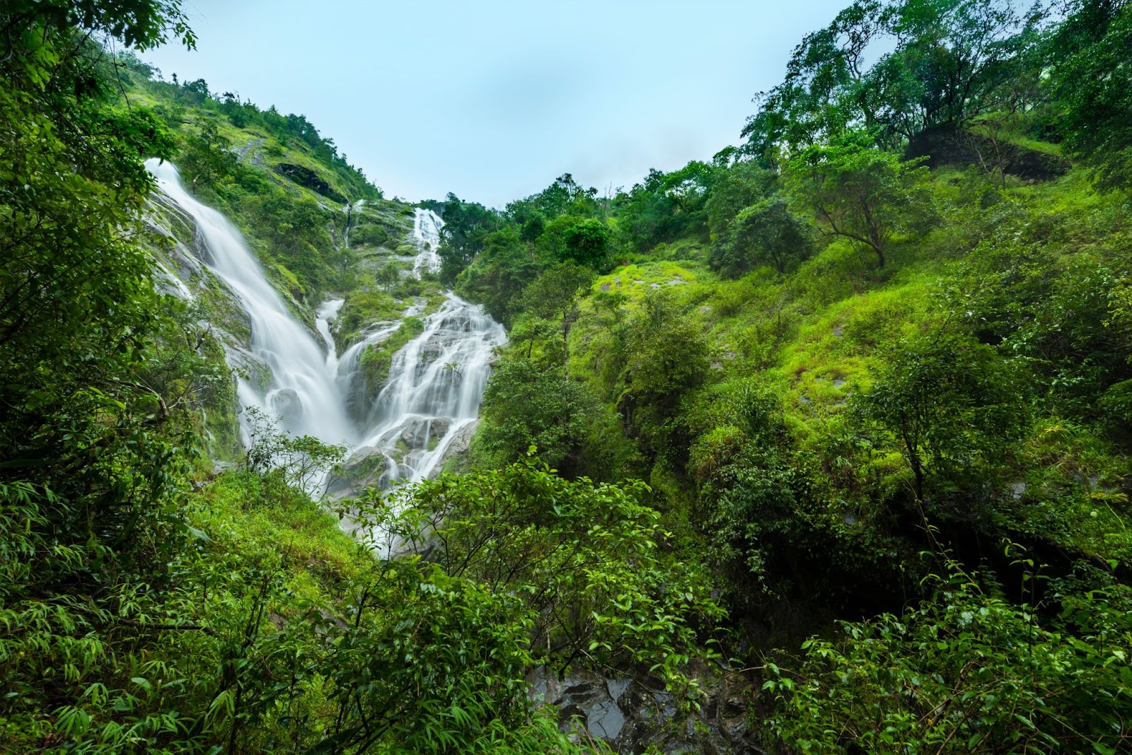 The More Rain, The More Beautiful: 5 Rainy Season Destinations Across Thailand Waiting for You to Check In