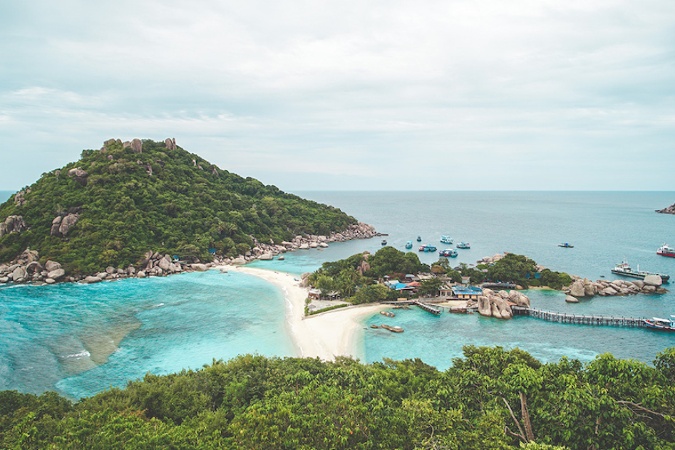 Year-round trips to the beautiful seas around Thailand